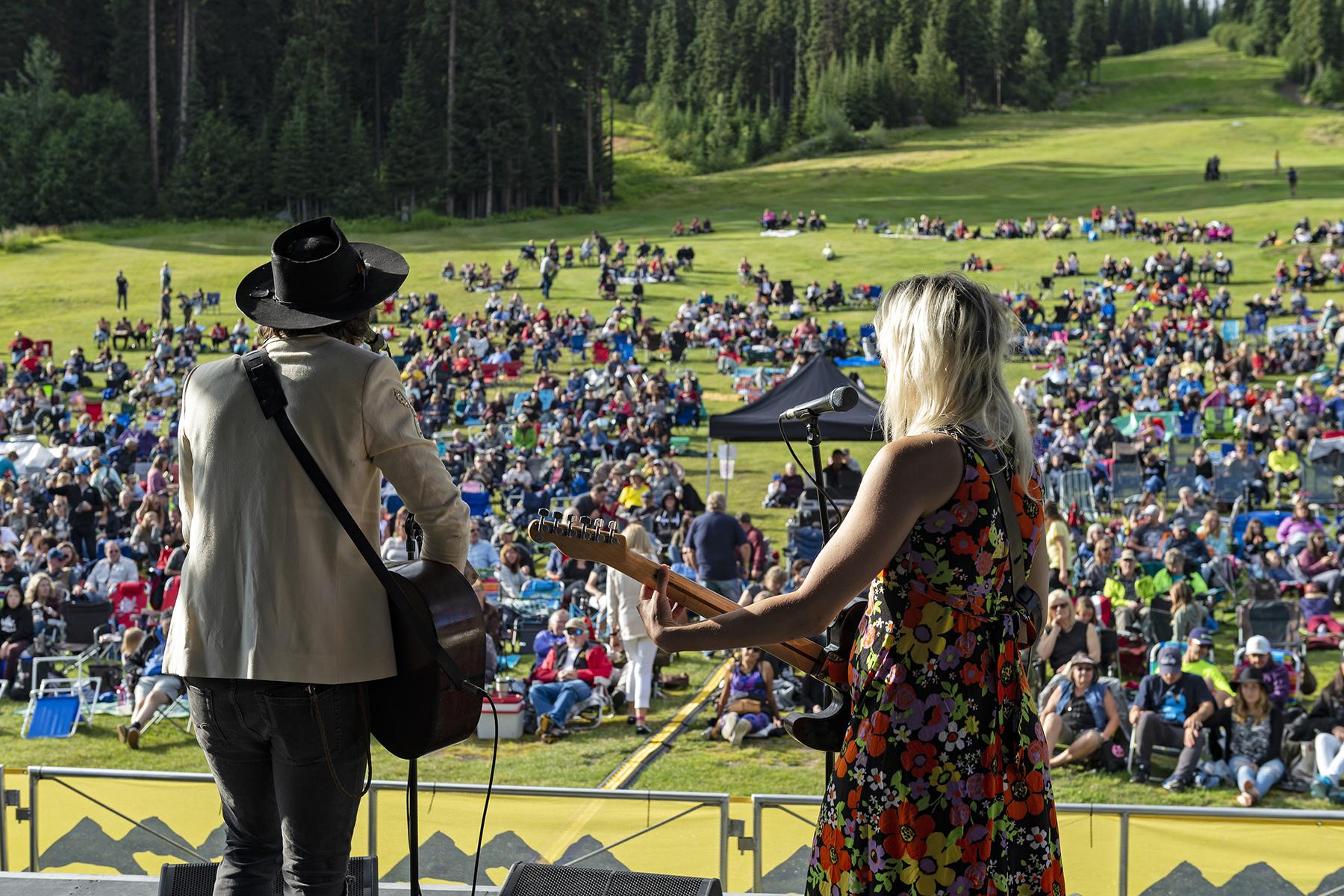 band performing live in sun peaks