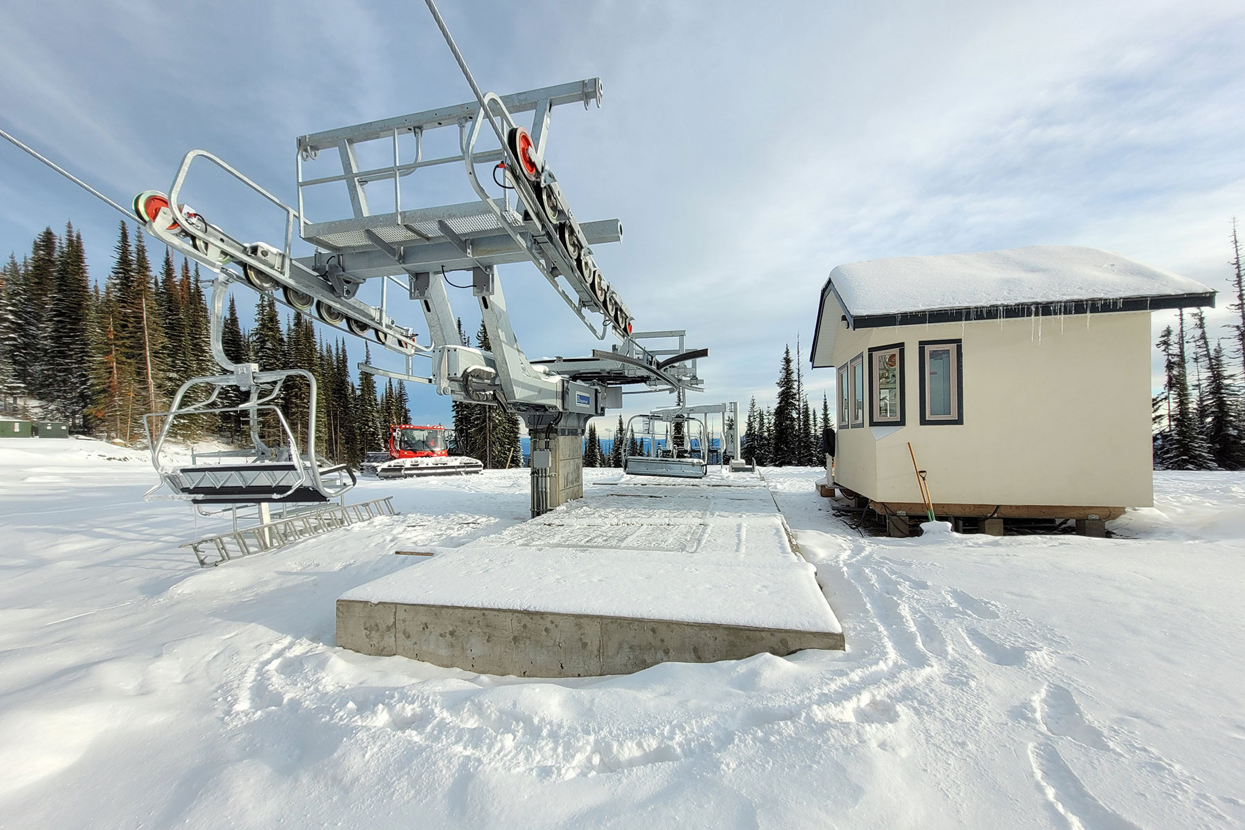 Loading Conveyor at Crystal Chairlift in Sun Peaks