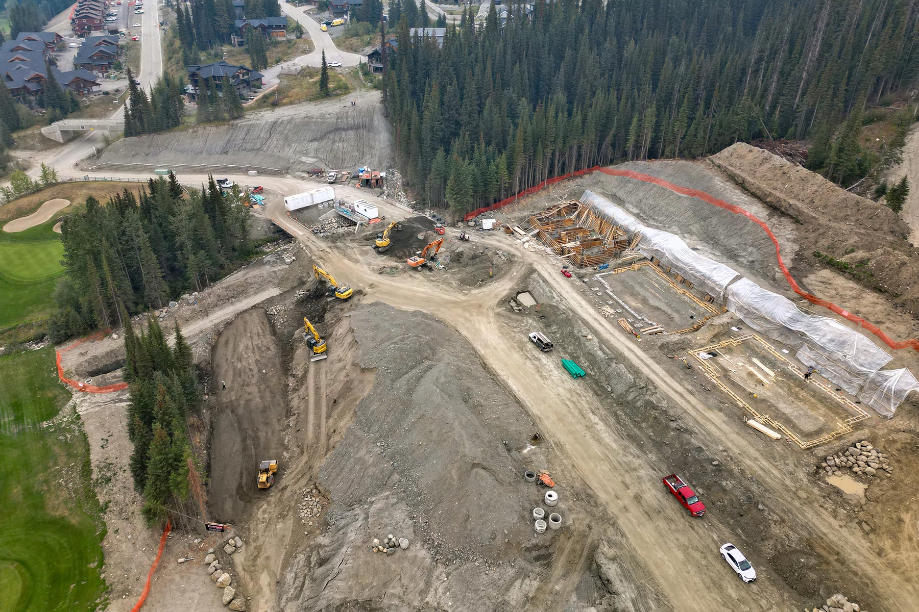 Aerial photo of housing project construction in Sun Peaks