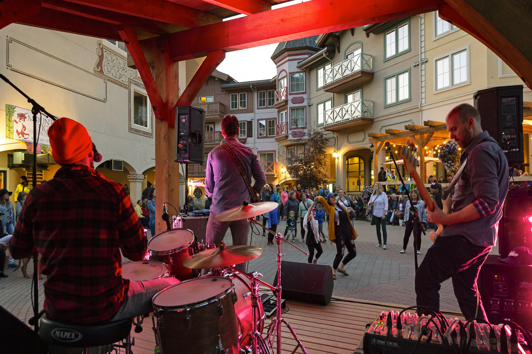 concert on the sun peaks village stage