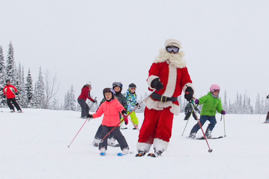 Santa skiing