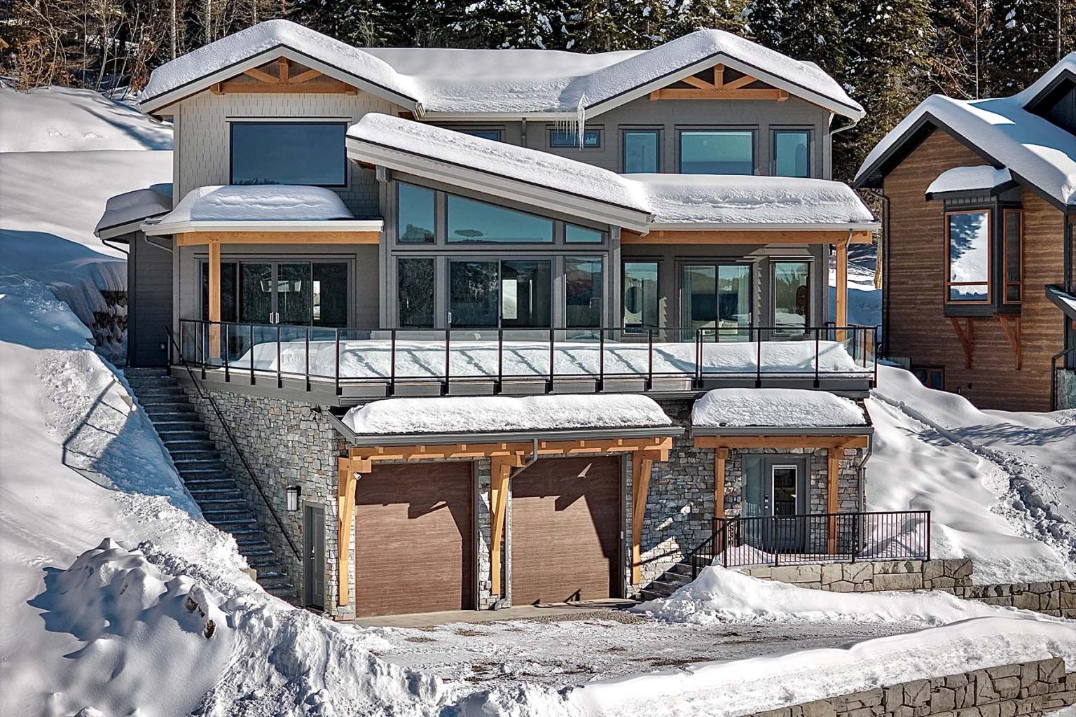 Exterior photo of 5300 Lookout Ridge in Sun Peaks in winter