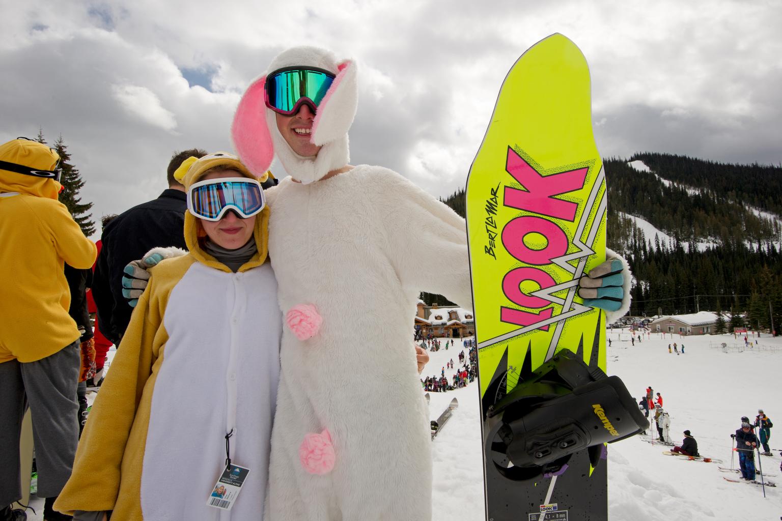costume group photo snowboard