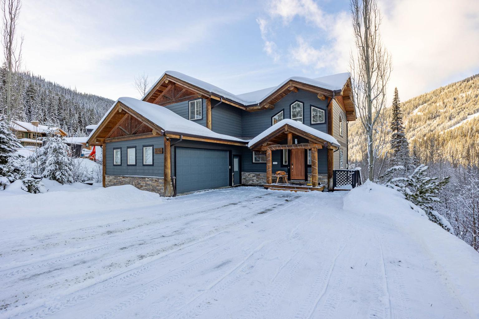West Pine Lodge chalet in winter