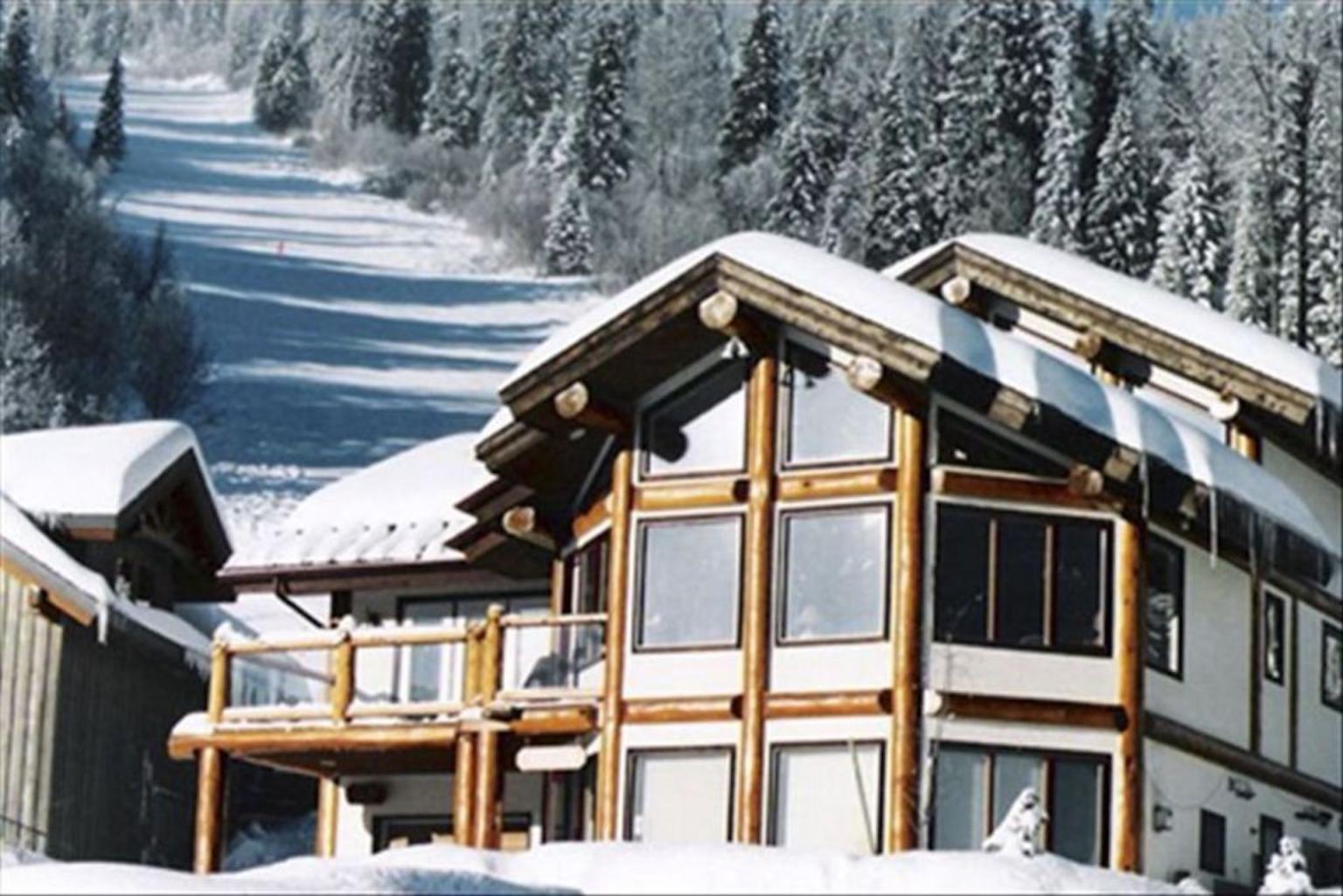 Kodiak Timber Lodge in Winter