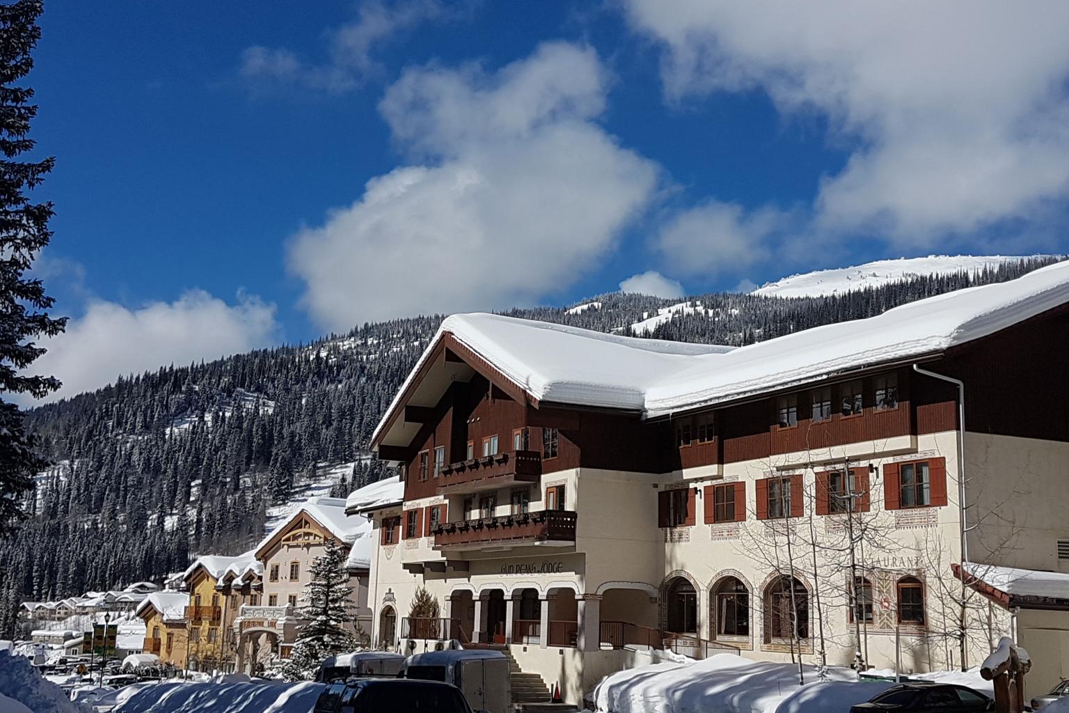 Sun Peaks Lodge Winter
