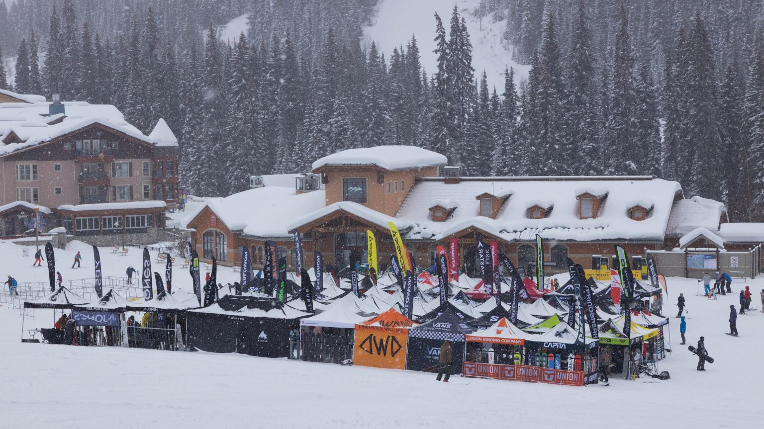 Demo dealer tent expo village base